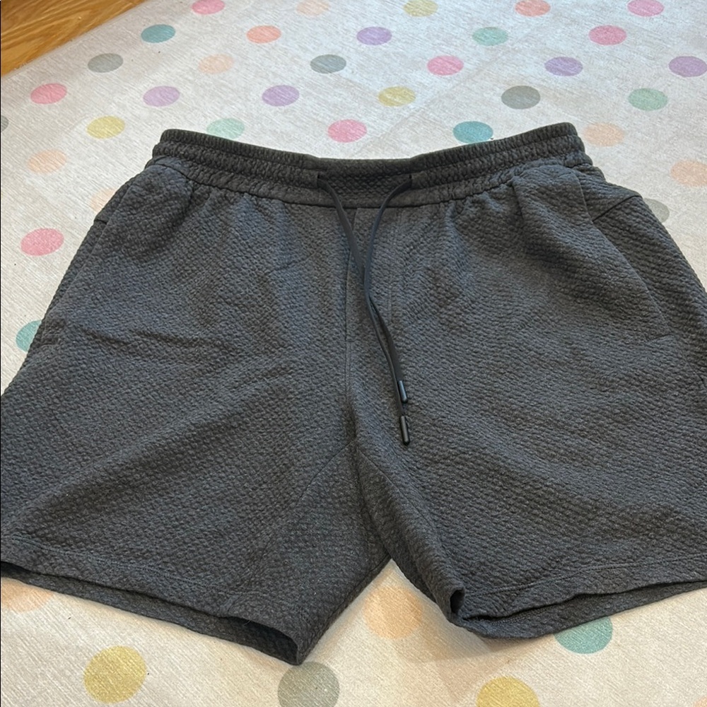 Men's Black Textured Shorts